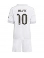 Billige Real Madrid Kylian Mbappe #10 Hjemmedraktsett Barn 2025-26 Kortermet (+ Korte bukser)